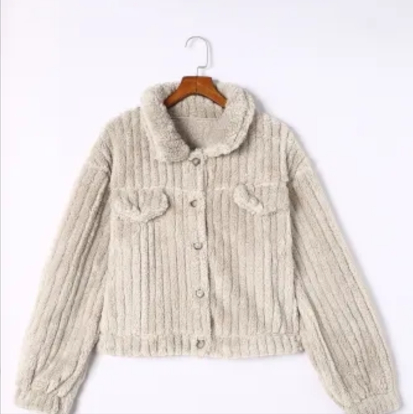 New Plush fleece button up jacket - Picture 12 of 15